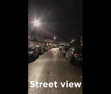 Room in a Shared House, Beckford Road, CR0 - Photo 1