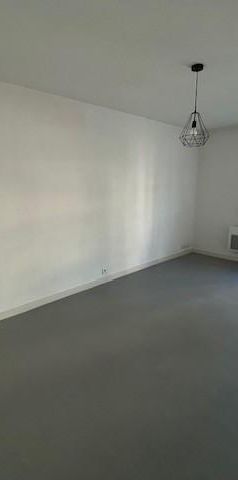 Location Appartement 1 pièce 24m² POITIERS 86000 - Photo 1
