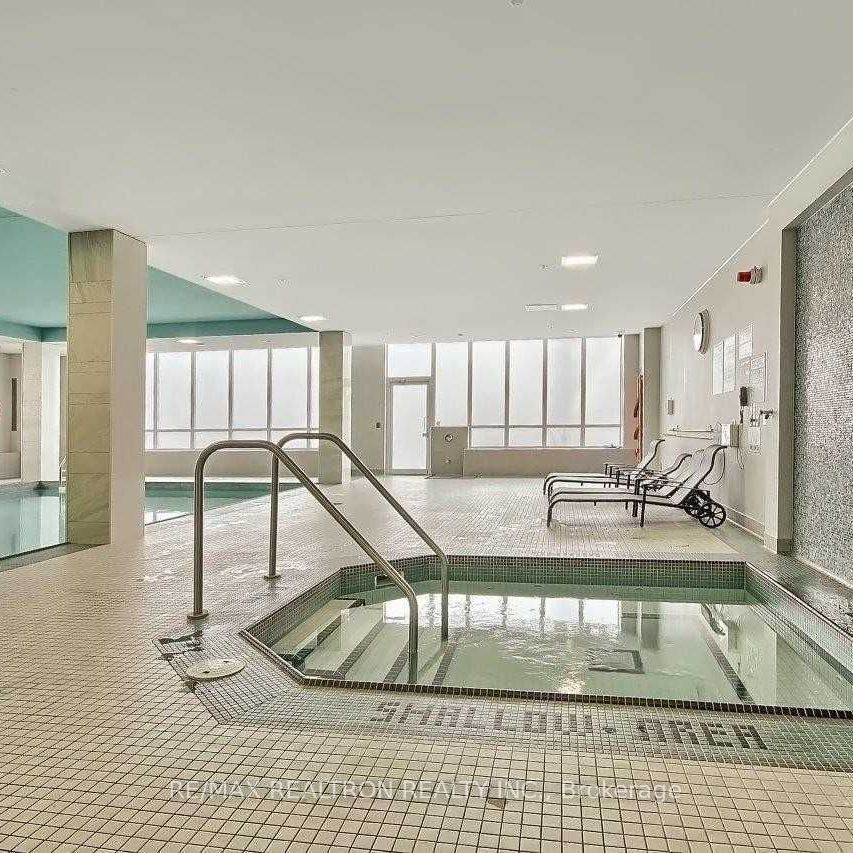 For Lease - 85 North Park Road Unit# 1011, Vaughan, Ontario - Photo 1