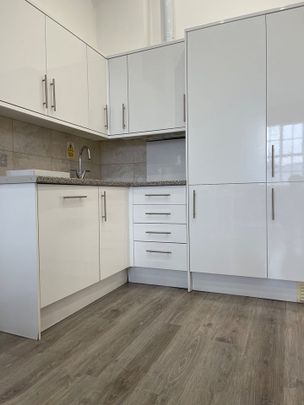 1 Bed Flat, Power House, W3 - Photo 1