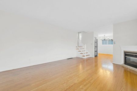 For Lease - 121 Palmer Road, Belleville, Ontario - Photo 4