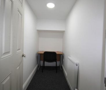 5 bedroom detached house to rent - Photo 5