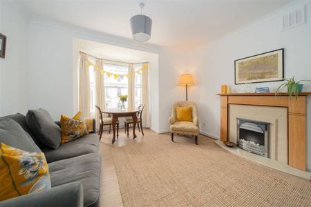 Gloucester Terrace, W2, London - Photo 2