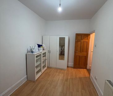 Room in a Shared House, Mostyn Avenue, HA9 - Photo 5