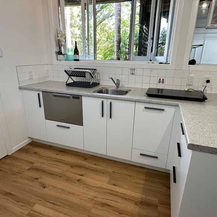 Large, comfortable 1BR Retreat in Glenfield - Photo 1