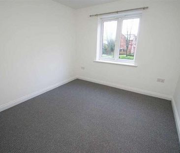 Ash Court, Leeds, LS14 - Photo 3