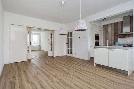Appartement te huur: Balsemienlaan 242 2555 RH Den Haag - Foto 4