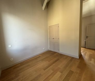 Location Appartement 2 pièces 64m² AGEN 47000 - Photo 5