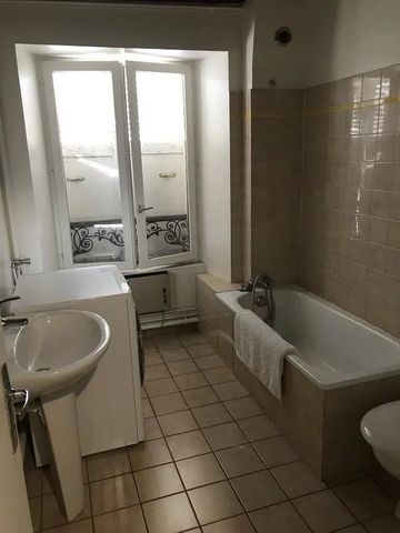 Location Appartement 2 pièces 47m² TOURNAN EN BRIE 77220 - Photo 4