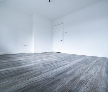 Room in a Shared House, Gittens Close, BR1 - Photo 1