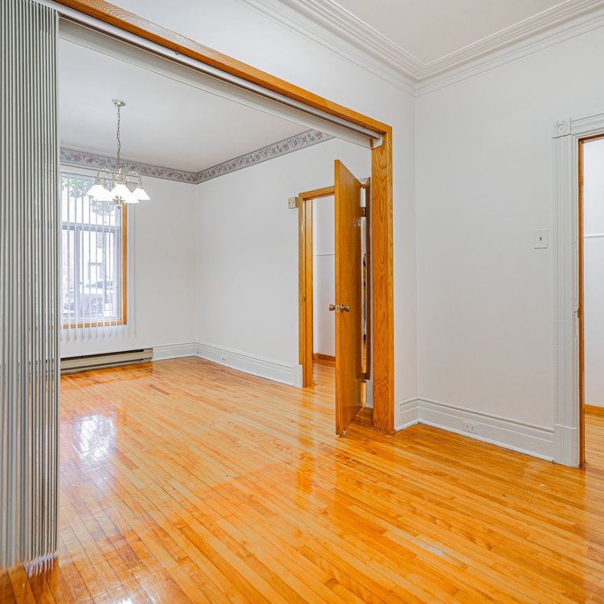 Rue Clark, H2T 2V2, Montréal - Photo 1