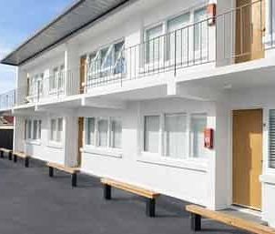 Three Bedroom Apartment in the city - Photo 2