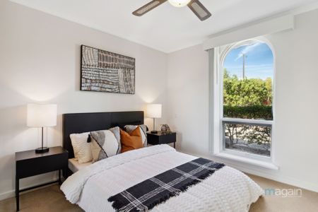 Family home in great spot - Photo 2
