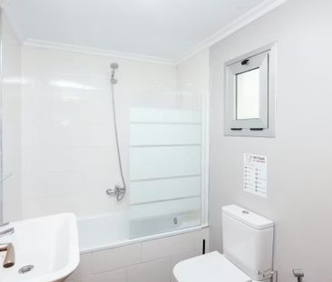 Avinguda del Port, Valencia, Valencian Community 46021 - Photo 3