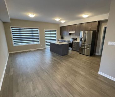 For Lease - 258 Wellandvale Drive, Welland, Ontario - Photo 6