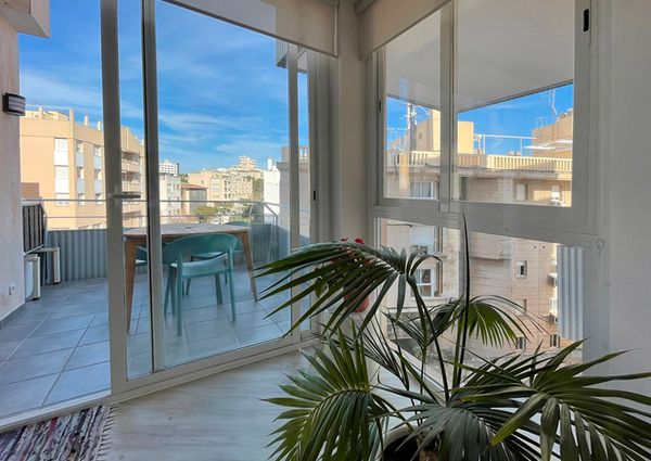 ALQUILER POR MES, a partir de julio, amueblado, 2 dormitorios, terraza, Paseo Marítimo