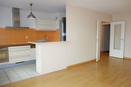 Location Appartement 4 pièces 87m² ORLEANS 45000 - Photo 3