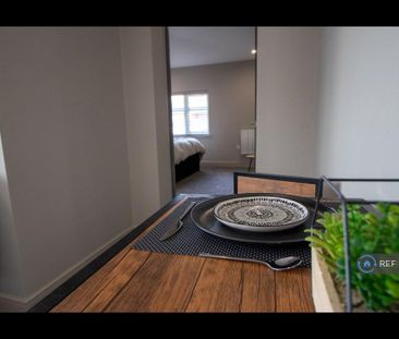 1 bedroom flat to rent - Photo 5