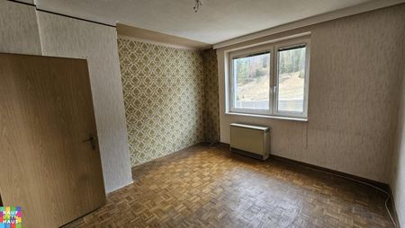 3-Zimmer Genossenschaftswohnung zur Selbstrenovierung im letzten Stock – ganz oben - Foto 3