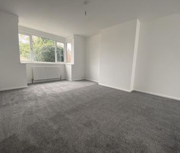 4 bedroom terraced house to rent - Photo 3