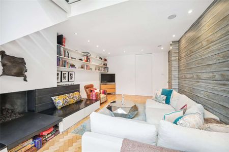 An opportunity to rent this beautifully and artistically designed and expansive home, in Primrose Hill Village. - Photo 2