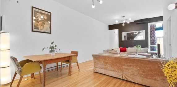 PLATEAU/MILE END/ADJ OUTREMONT | 3 CHAMBRES À COUCHER | 1300 PC | STATIONNEMENT EXT. - Photo 2