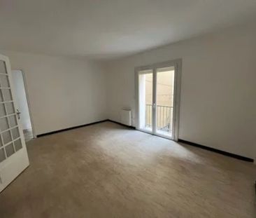 Location Appartement 2 pièces 72 m2 à Lodève - Photo 2