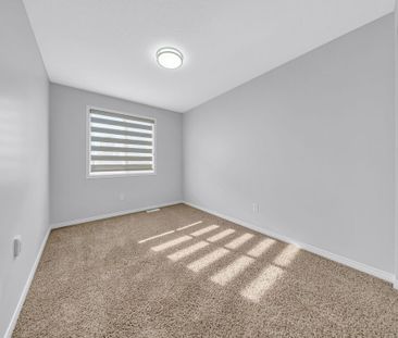 For Lease - 39 Reistview Street, Kitchener, Ontario - Photo 3