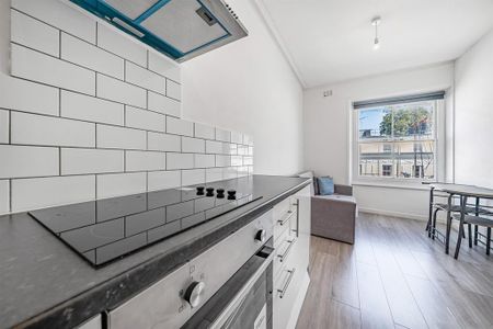 Studio to rent - Photo 5