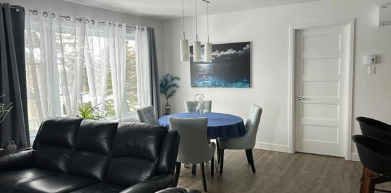 4 1/2 style condo St-Charles-Borromée - Photo 2
