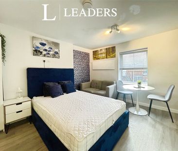 apartment to rent Wootton Gardens, Bournemouth, Dorset, BH1 - Photo 5