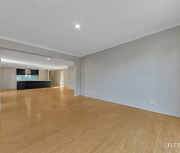 Spacious Family Home in Wyndham Vale - Photo 6