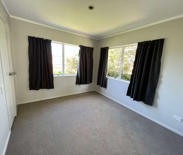 Spacious & Private In Remuera! - Photo 5