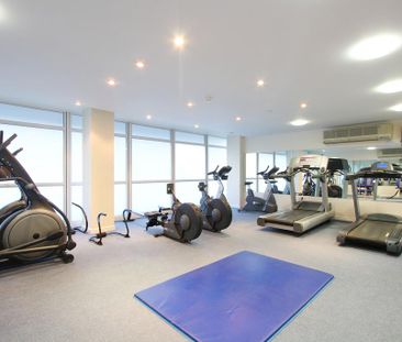 2 bedroom flat to rent - Photo 5