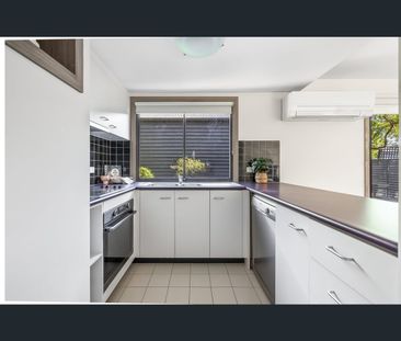 1/162 Westgarth Street, Northcote, Vic 3070 - Photo 3