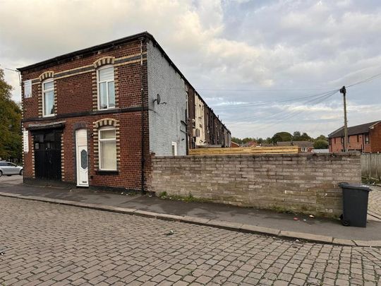 3 bedroom terraced house to rent - Photo 1