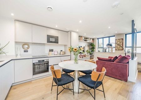 Balham High Road, SW12 9BF, London - Photo 4