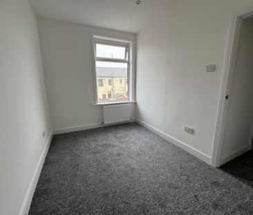 2 Bedroom Terraced House - Photo 4