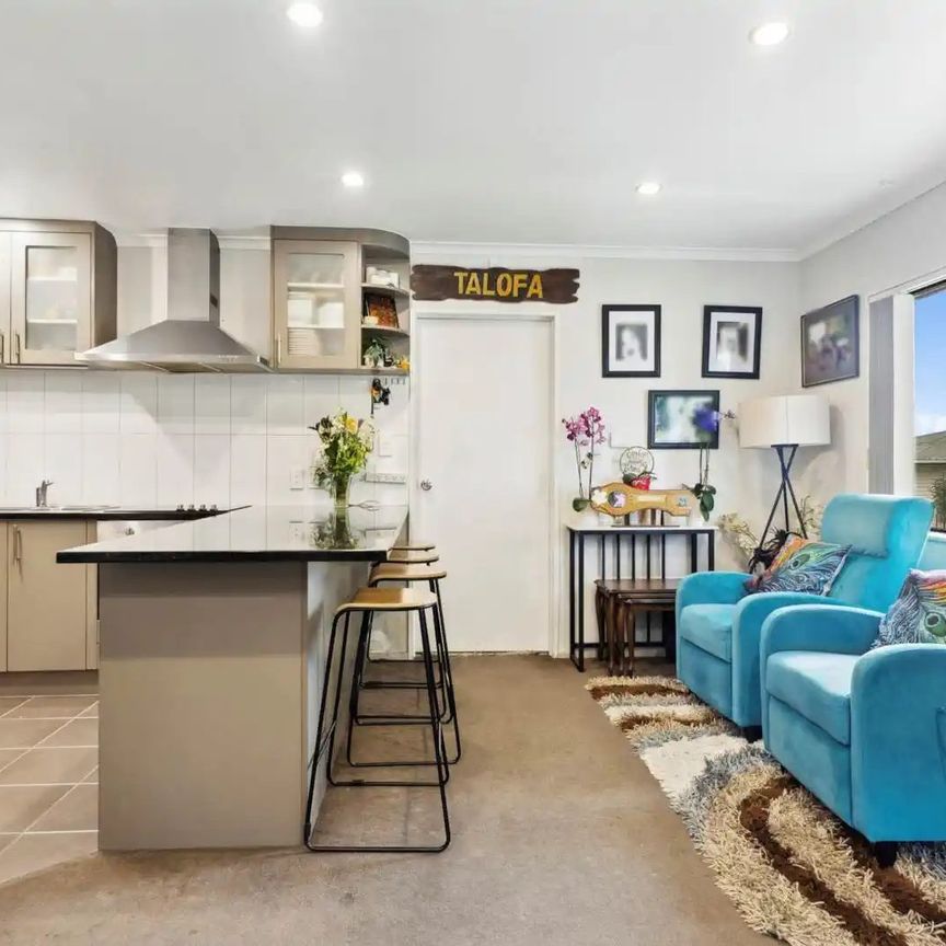 MANUREWA, 4 BEDROOMS - Photo 1