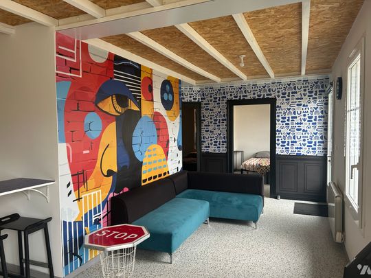 MAISON DE VILLE MEUBLÉE F3 ENTIEREMENT RENOVEE - QUARTIER DES BATTERIES - PARTHENAY - Photo 1