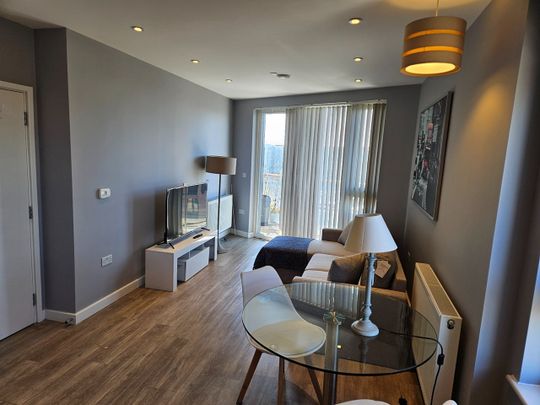 2 Bed Flat, Wandle Road, CR0 - Photo 1