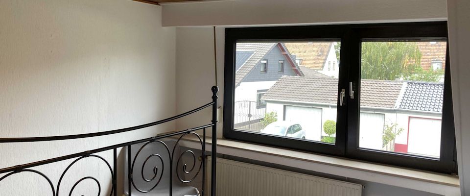 Modern möblierte Wohnung mit 2 Schlafzimmern in Köln- Vogelsang - Foto 1