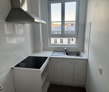 STUDIO A LOUER - PARIS 17EME ARRONDISSEMENT - 28.25 m - 1 165 € - Photo 2