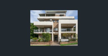 Renovated Two Storey Apartment - Photo 3