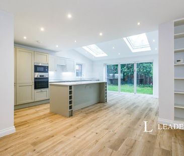 4 bedroom property to rent Havers Avenue, Hersham, Walton-on-Thames... - Photo 6