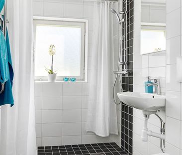 Rosstorpsvägen 8 A - Photo 2