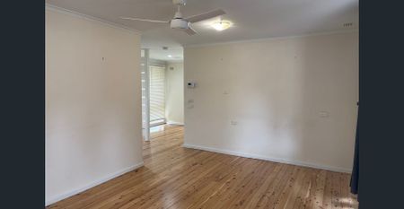 FAMILY HOME – FRESHLY PAINTED & READY TO MOVE IN - Photo 4