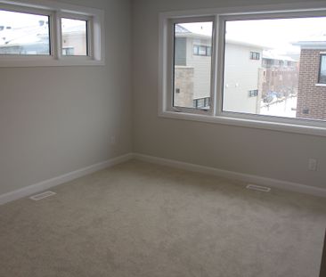 For Lease - 401 Glenroy Gilbert Drive, Barrhaven, Ontario - Photo 2