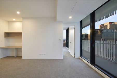 2708/560 Lonsdale Street - Photo 3