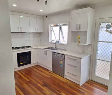 Popular Papatoetoe - Photo 4